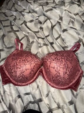 Victoria Secret Lace Detail Molded Underwire Bra - Dusty Rose